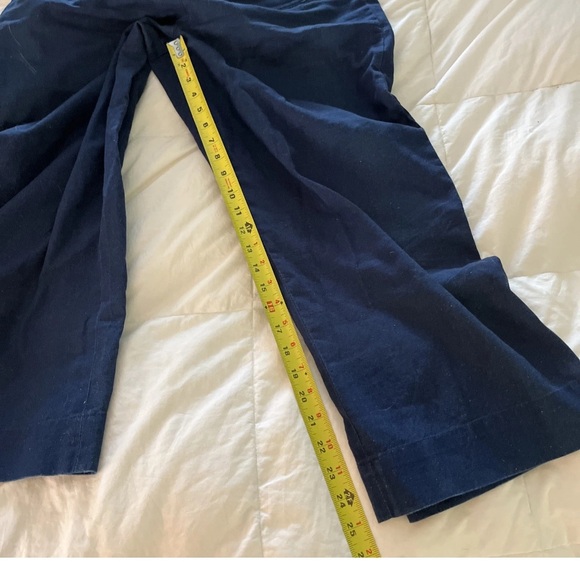 Talbots WIDE CROP PATCH POCKET WASHED BLUE LINEN PANTS size 12
Indigo - Picture 5 of 11